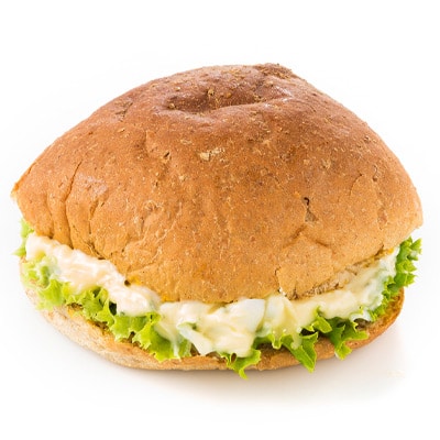 ZACHT-BROODJE-BRUIN-EIERSALADE