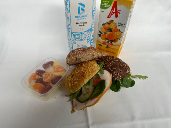 LUNCH POPULAIR v.a. 8 pers.